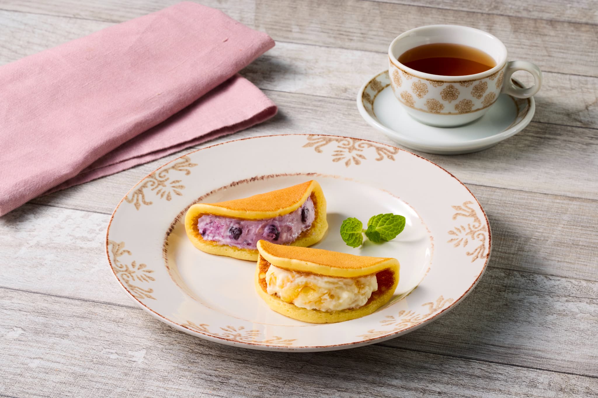 クリームチーズジャムサンドのホットケーキ